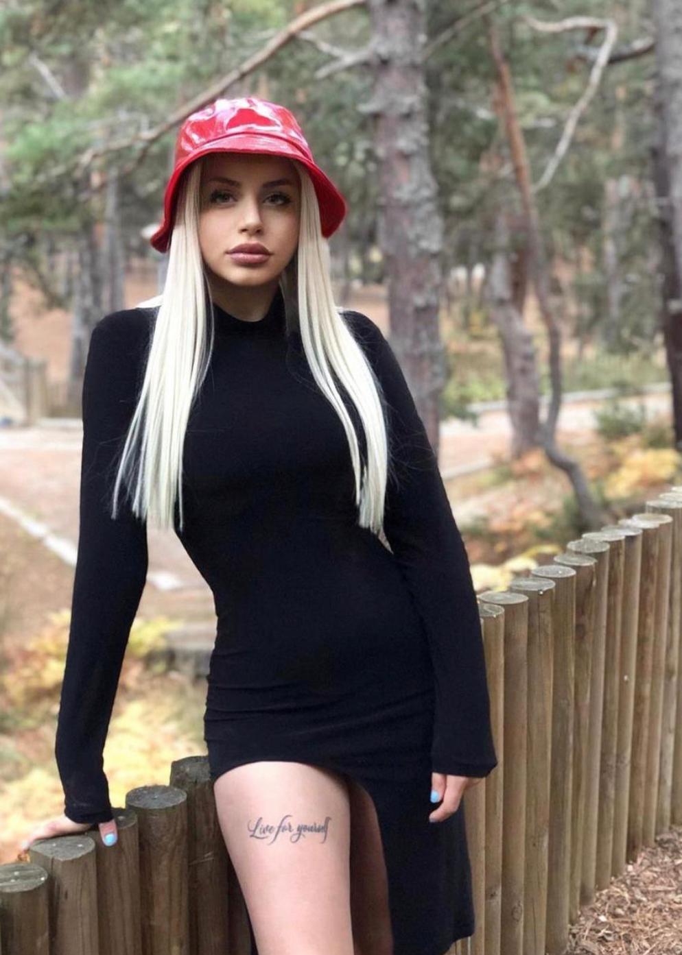 Ela Bayrampaşa Escort Bayan Bayrampaşa Escort Ela Fotoğrafı (3)